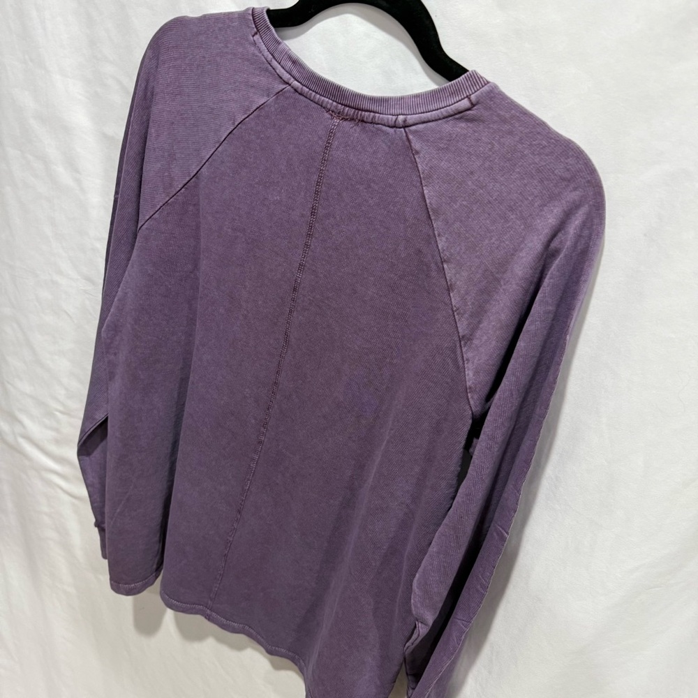 Adore Me Embroidered Snowflake Sweatshirt‎ Medium Winter Holiday Mature office - Picture 11 of 13